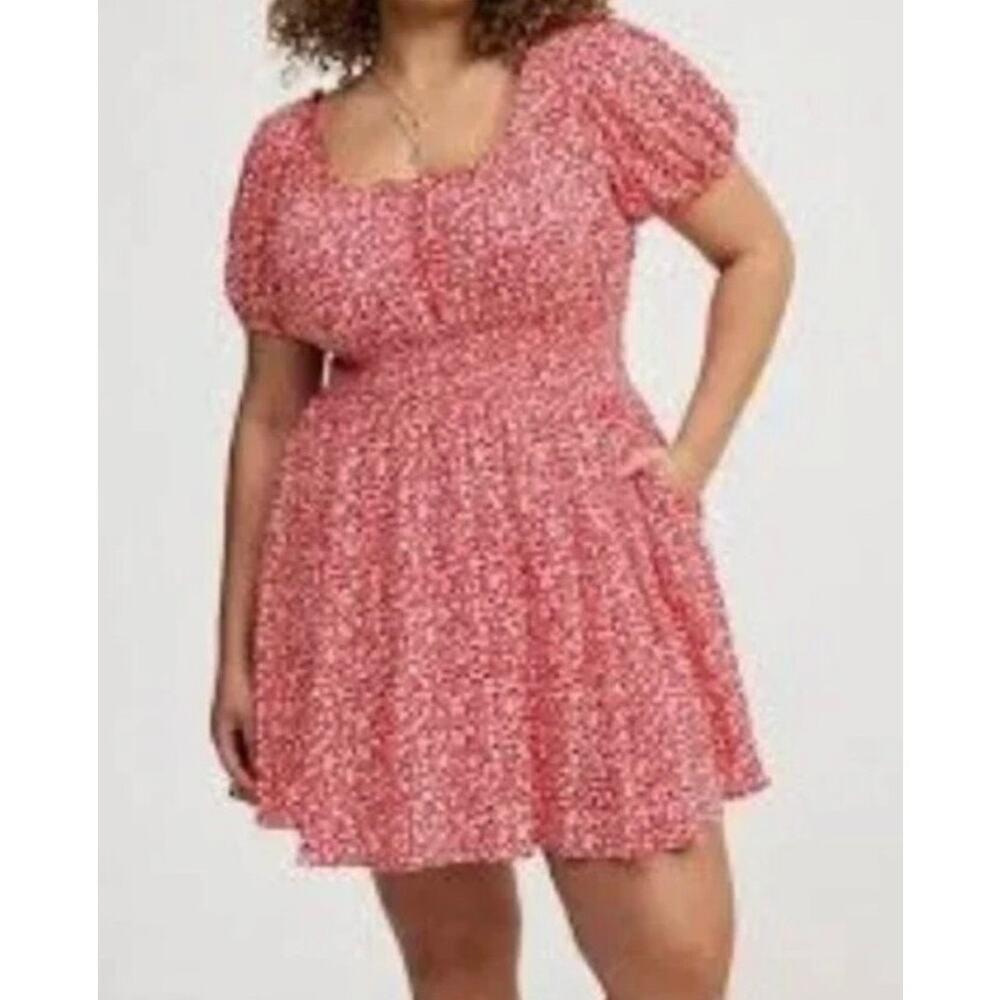 Torrid Crinkle Gauze Puff Sleeve Romper Size 2 (2X) Flowy Lightweight Boho